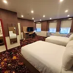 The Mayfair Hotel Times Square, Ascend Hotel Collection